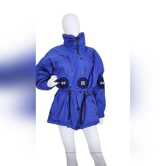 BlackBear - Picture 14 of 15